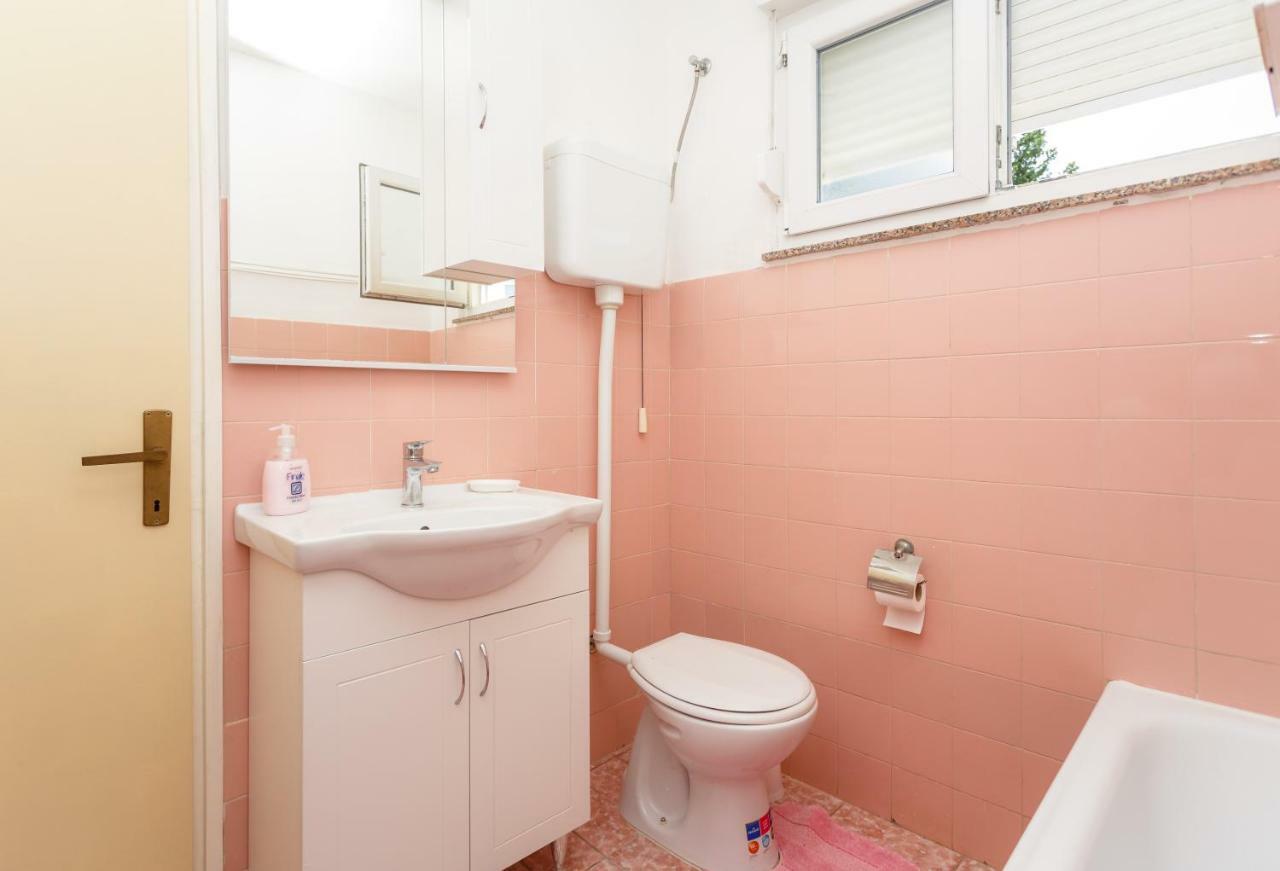 Apartman Jezevac Krk Town Buitenkant foto