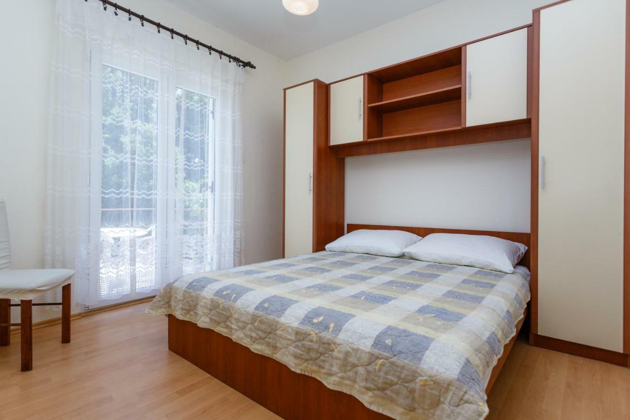 Apartman Jezevac Krk Town Buitenkant foto