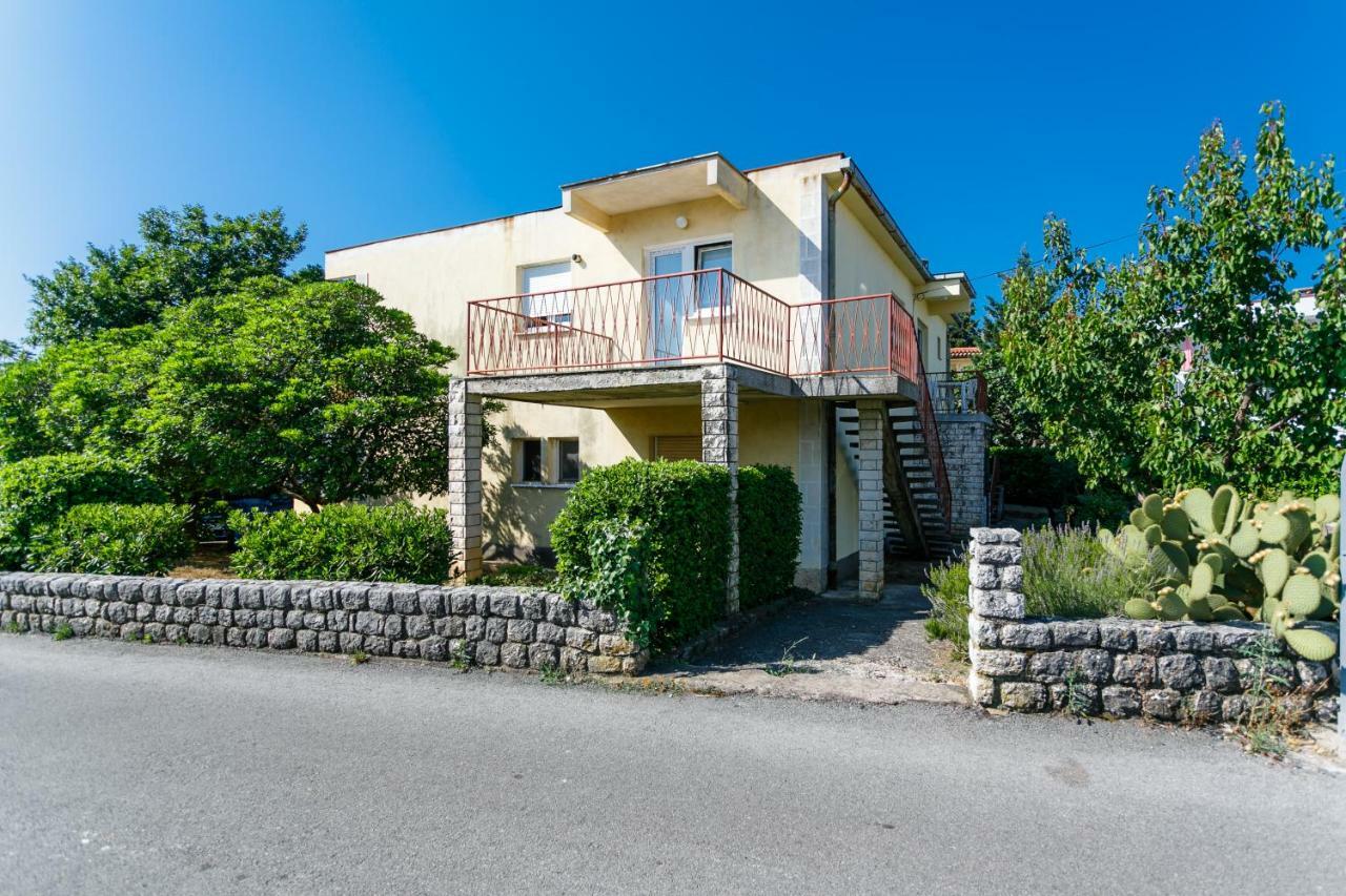 Apartman Jezevac Krk Town Buitenkant foto