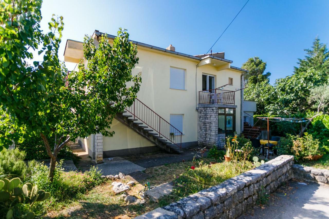 Apartman Jezevac Krk Town Buitenkant foto